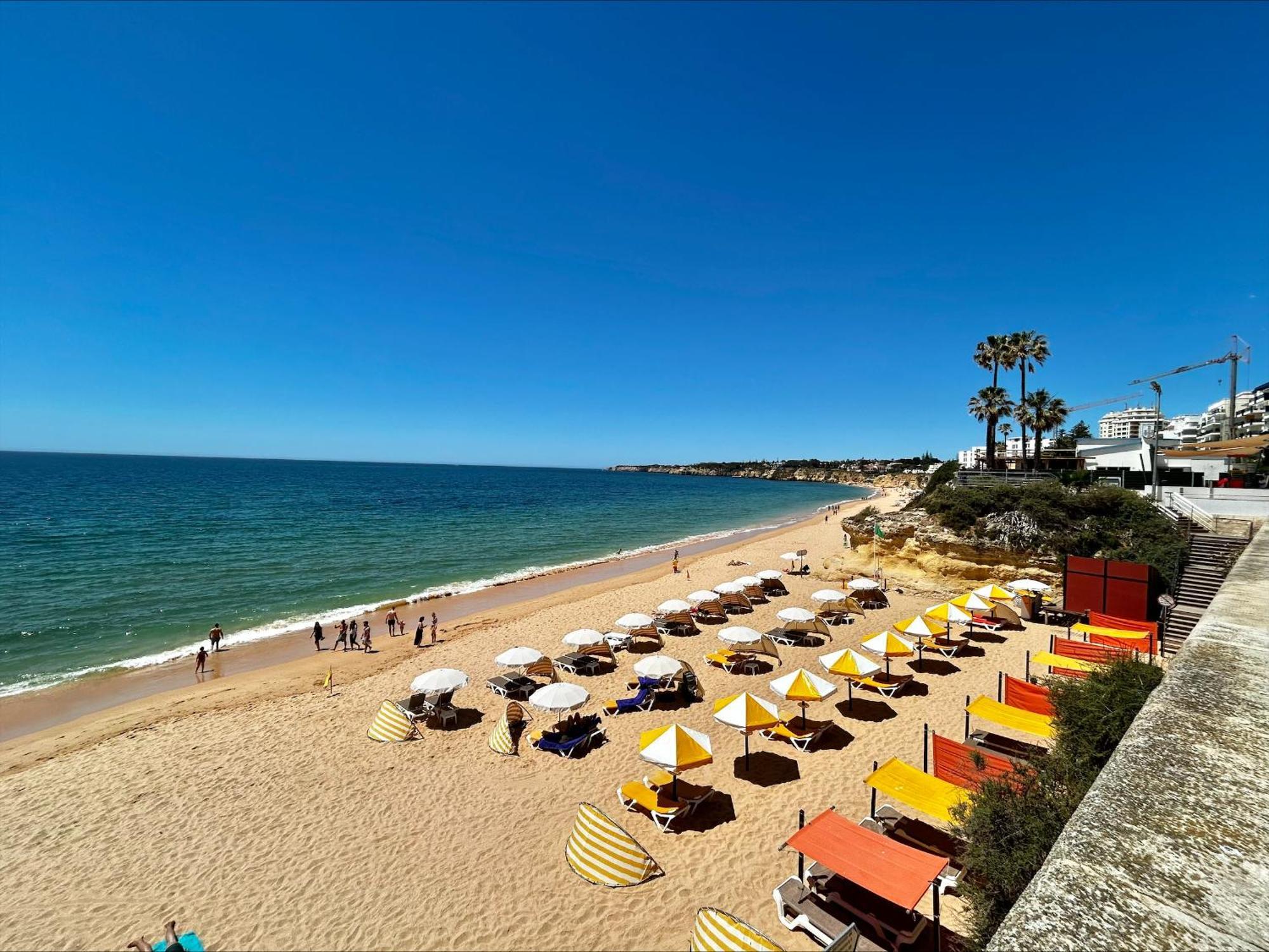Apartamento Vista Mar A Menos De 50M Da Praia. Armacao de Pera Luaran gambar